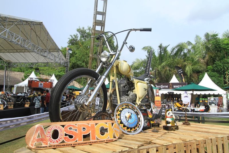 CUSTOMWAR (11)
