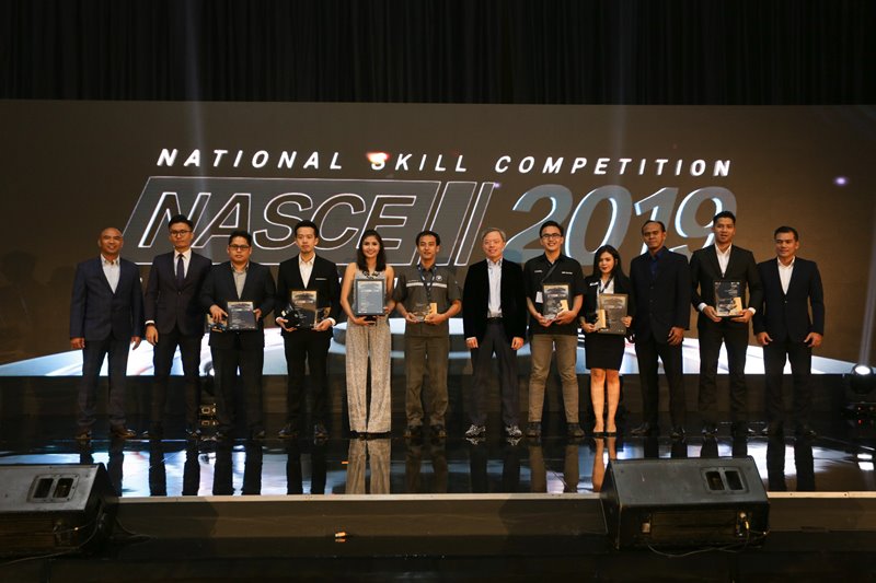 BMW NASCE_2