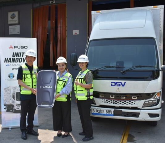 Mitsubishi Fuso eCanter Disewa Perusahaan Logistik ini, Dorong Revolusi Logistik Hijau