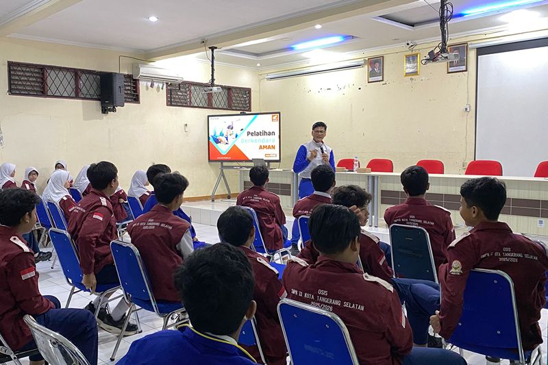 500 Pelajar Tangsel Dapat Bekal Keselamatan Berkendara (4)