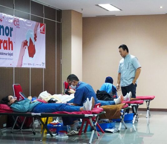 WAG Perkuat Budaya Peduli Lewat Aksi Donor Darah Massal