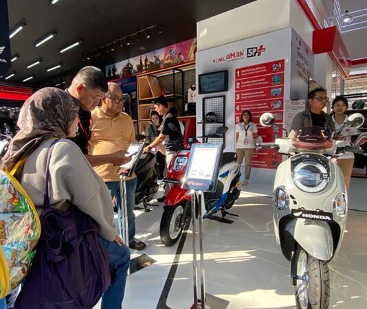 Ini Tiga Alasan Mengapa Kamu Harus Cek Zona EV dan Promo Spesial di Booth Honda
