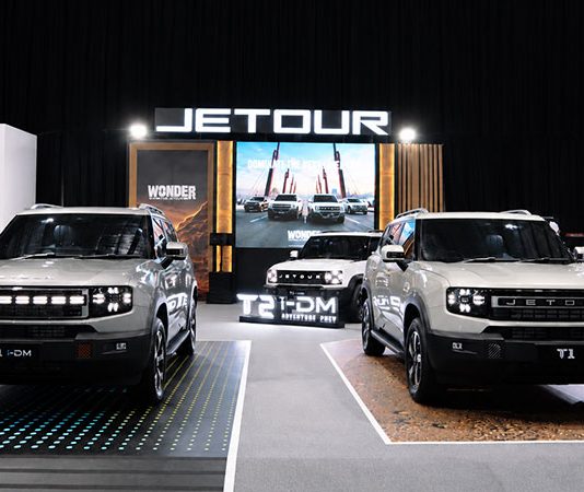 SUV PHEV Tangguh Jetour T2 i-DM Hadir di Sulawesi Selatan, Dibanderol Rp705 Juta JETOUR