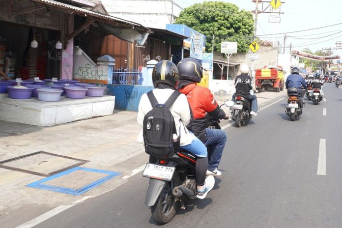 Motoran Bukan Hanya Pakai Helm (5)
